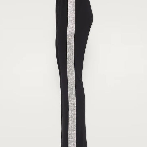 CARBON38
Rhinestone Fleece Flare Pant NWT - Picture 4 of 8